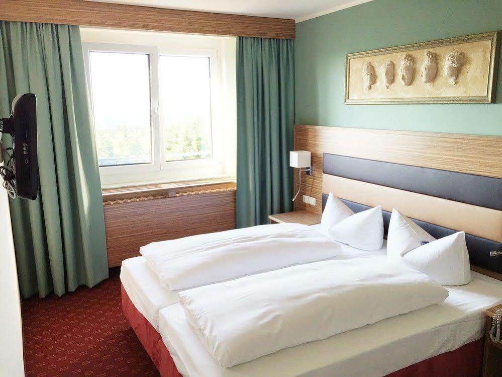 Hotel Am Buehl Eibenstock Exteriör bild